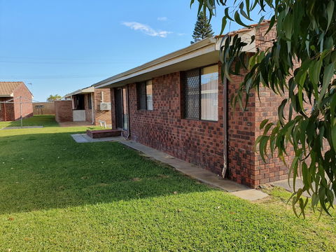 Ocean Beach Chalet 18 - Accommodation Mermaid Beach 6