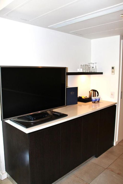 132 SEA TEMPLE LUXURY DIRECT STUDIO - Accommodation Mermaid Beach 3