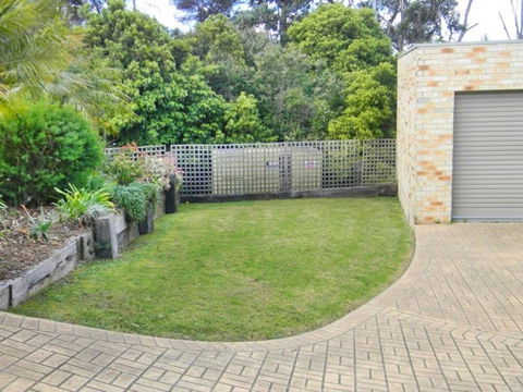 LAKESIDE2 - Accommodation Mermaid Beach 5