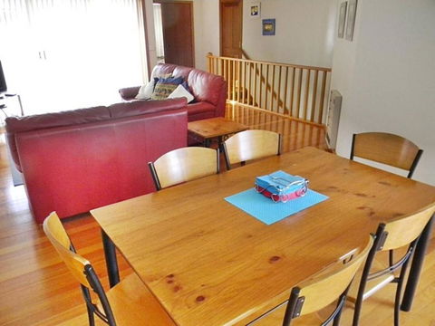 LAKESIDE2 - Accommodation Mermaid Beach 3