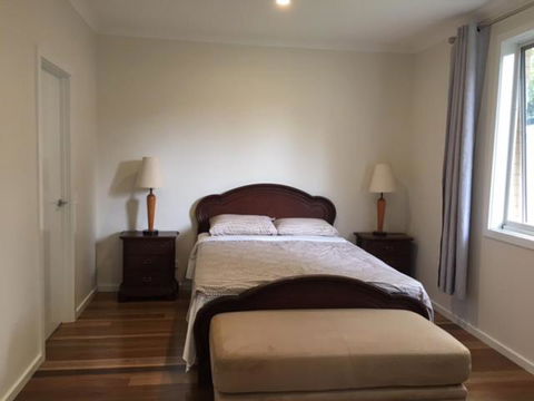 Unit2B - Accommodation Mermaid Beach 4
