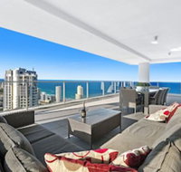 Circle on Cavill Q Stay - Accommodation Mermaid Beach