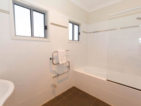 Aspect 2 / 8a Poly Cow Lane - Accommodation Mermaid Beach 2