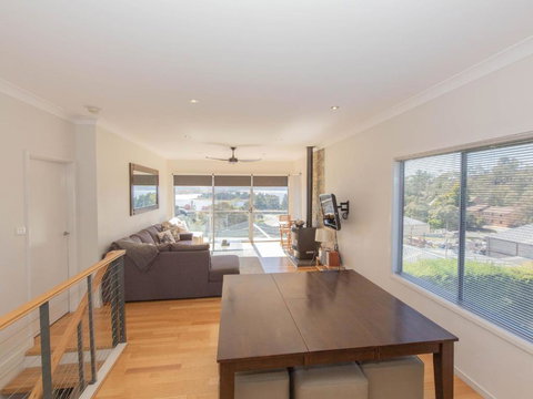 Aspect 2 / 8a Poly Cow Lane - Accommodation Mermaid Beach 4