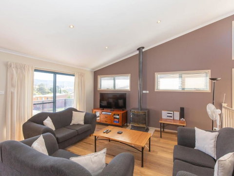 Acacia 5 / 2 Kirwan Close - Accommodation Mermaid Beach 6
