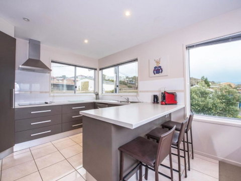 Grevillea 1 / 12 Poly Cow Lane - Accommodation Mermaid Beach 1