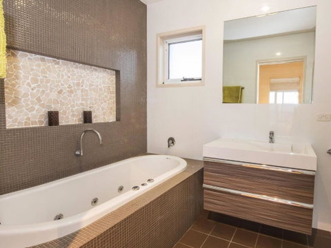 Grevillea 1 / 12 Poly Cow Lane - Accommodation Mermaid Beach 3