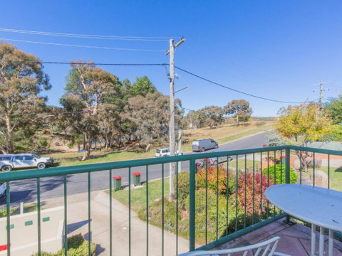 Cobb & Co 3 / 39 Cobbon Crescent - Accommodation Mermaid Beach 5