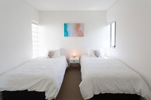 Cotton Beach Roof Top 113 With Ocean Views - Accommodation Mermaid Beach 5