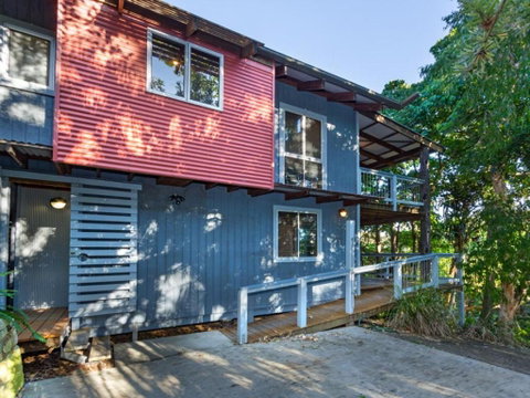 Bethongabel - Accommodation Mermaid Beach 3