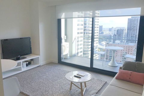 MH Private Apartments The William - Accommodation Mermaid Beach 3