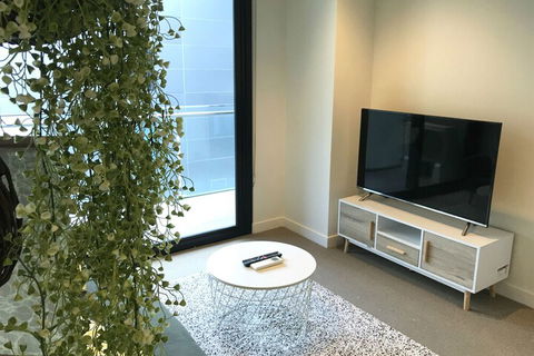 MH Private Apartments The William - Accommodation Mermaid Beach 6