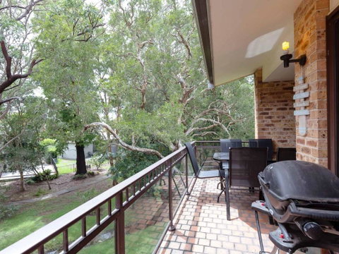 36 Bay Parklands 2 Gowrie Avenue Close To The Water With Pool & Spa & Tennis Court - Accommodation Mermaid Beach 4