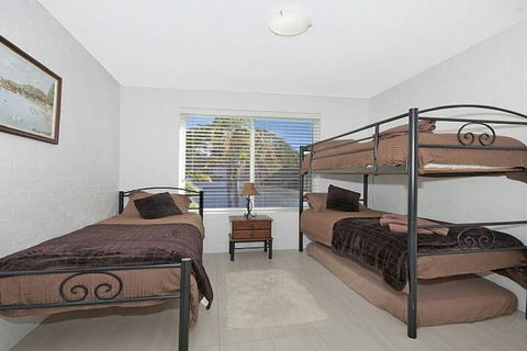 Quarterdeck 23 - Accommodation Mermaid Beach 6