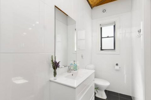 BLUE APPLE LODGE - Accommodation Mermaid Beach 6