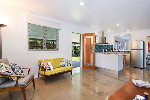 Bettys - Accommodation Mermaid Beach 6