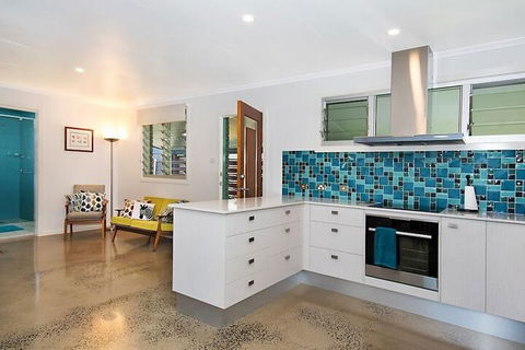 Bettys - Accommodation Mermaid Beach 5