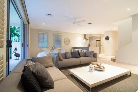 Villa Del Mar Port Douglas - Accommodation Mermaid Beach 5
