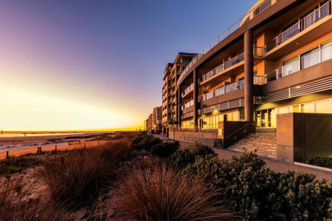 Apartments At 16 Holdfast - Accommodation Mermaid Beach 0