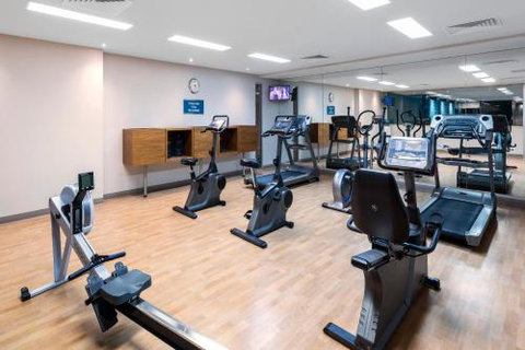Apartments At 16 Holdfast - Accommodation Mermaid Beach 2