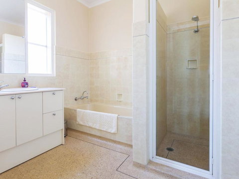 BEACH BELLE MORNINGTON - Accommodation Mermaid Beach 2