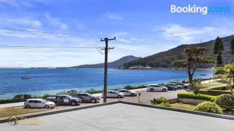 Bella Vista Unit 4 Shoal Bay - Accommodation Mermaid Beach 1