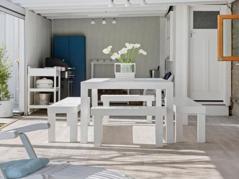 SANTORINI BEACH HOUSE SAFETY BEACH - Accommodation Mermaid Beach 1