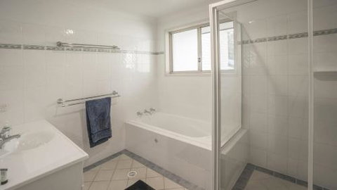 Atlantis On Lake Conjola Sandra St. 1 Lake Conjola - Accommodation Mermaid Beach 1