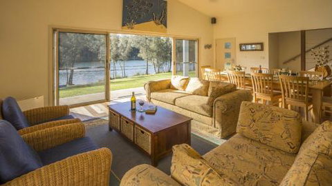 Atlantis On Lake Conjola Sandra St. 1 Lake Conjola - Accommodation Mermaid Beach 3