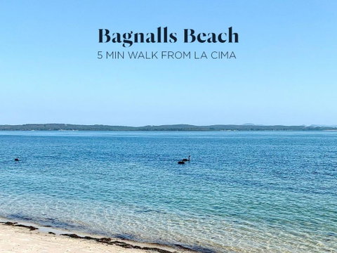 La CimaatNelson Bay - Accommodation Mermaid Beach 1
