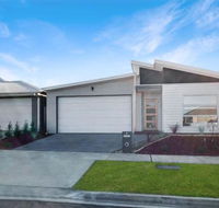 Brand New Home 10 mins to Beach Torquay Geelong Deakin Hospitals - Accommodation Mermaid Beach
