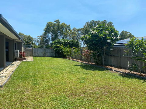 Cooya Beach Ultimate Tropical Getaway - Accommodation Mermaid Beach 4