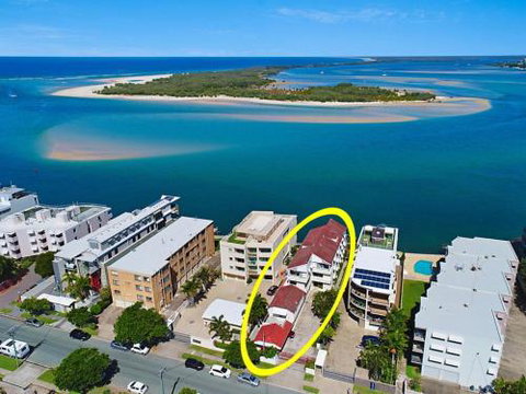 Unit 3 Pumicestone Quays Absolute Waterfront! - Accommodation Mermaid Beach 6