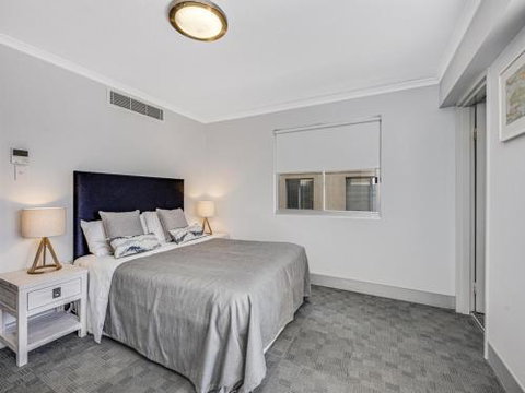 Unit 3 Pumicestone Quays Absolute Waterfront! - Accommodation Mermaid Beach 3