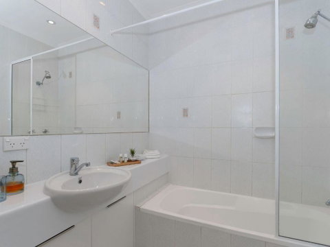 Allawah Palms Villa - Accommodation Mermaid Beach 2