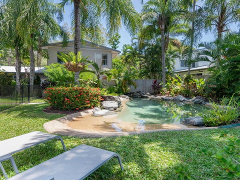 Allawah Palms Villa - Accommodation Mermaid Beach 1