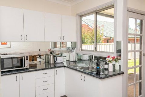 Edward Cottage ?Heritage Central Comfortable. - Accommodation Mermaid Beach 3