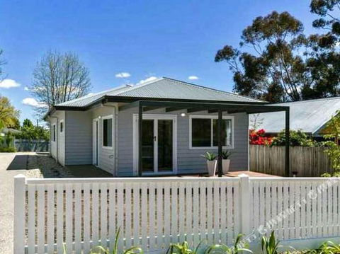 Beechworth 4a Albert Road - Accommodation Mermaid Beach 1