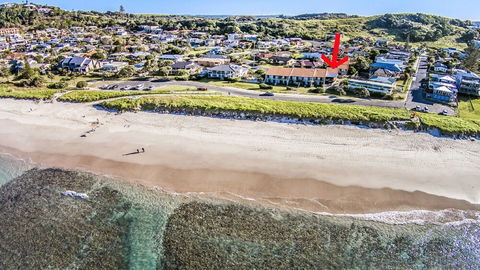 Sunrise Reef - Accommodation Mermaid Beach 6
