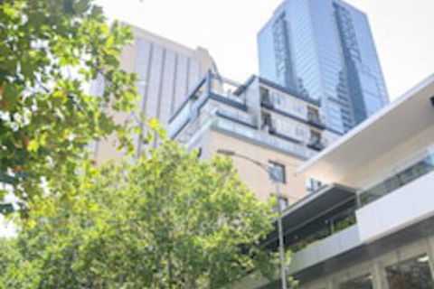LUCY Laneway Art Fed Square Bars & Flinderst St. Station - Accommodation Mermaid Beach 0