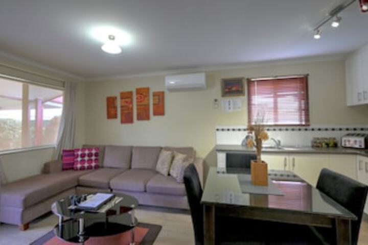  Accommodation Mermaid Beach