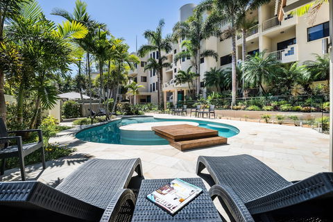 Mirra Chana - Accommodation Mermaid Beach 3