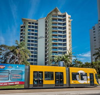 Surfers Hawaiian Holiday Apartments - Accommodation Mermaid Beach