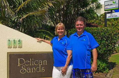 Pelican Sands Beach Resort - Accommodation Mermaid Beach 2