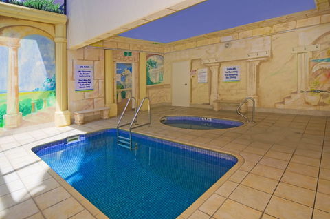 Pelican Sands Beach Resort - Accommodation Mermaid Beach 4