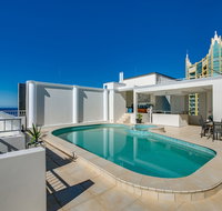 Golden Gate - Q Stay - Accommodation Mermaid Beach