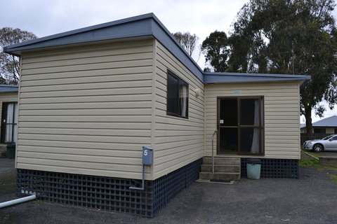 Portland Tourist Park - Accommodation Mermaid Beach 2