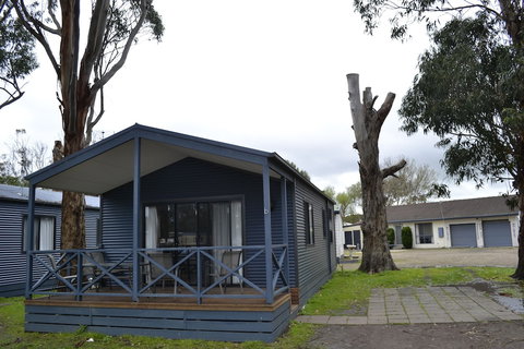 Portland Tourist Park - Accommodation Mermaid Beach 1