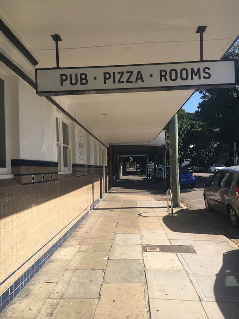 Oriental Hotel - Accommodation Mermaid Beach 1