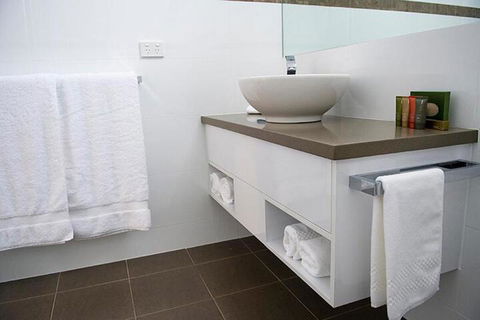 Narooma Waters Retreat - Accommodation Mermaid Beach 0